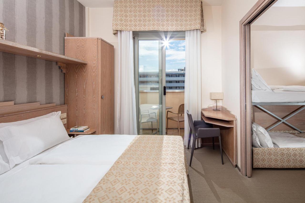 Hotel Europa Lignano Sabbiadoro Esterno foto