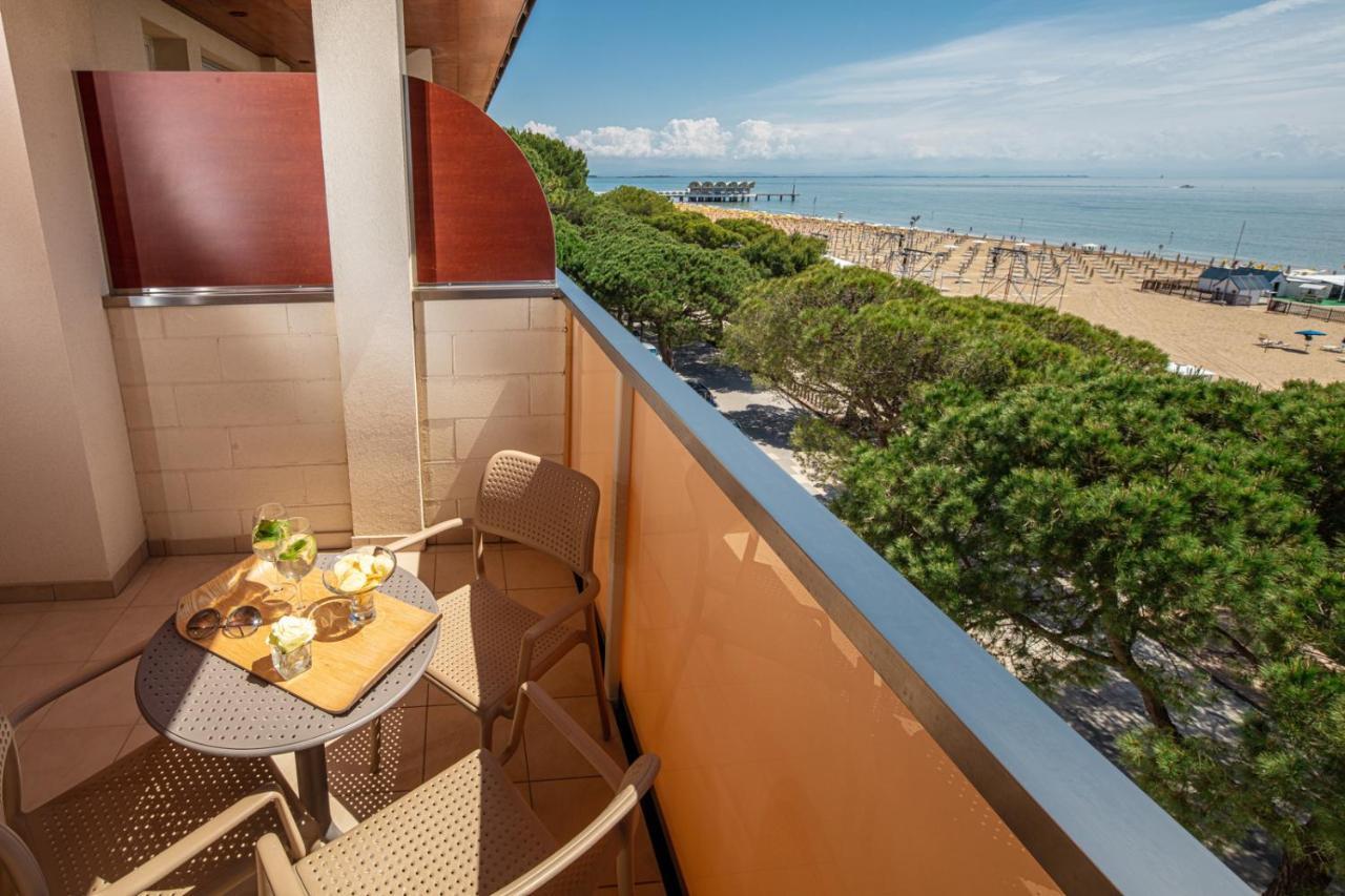 Hotel Europa Lignano Sabbiadoro Esterno foto