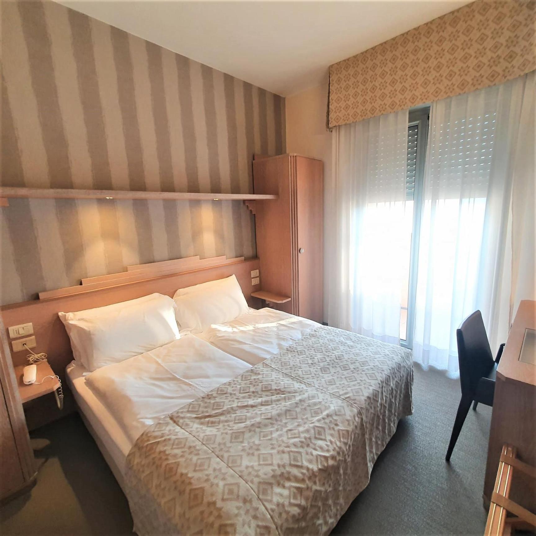 Hotel Europa Lignano Sabbiadoro Esterno foto