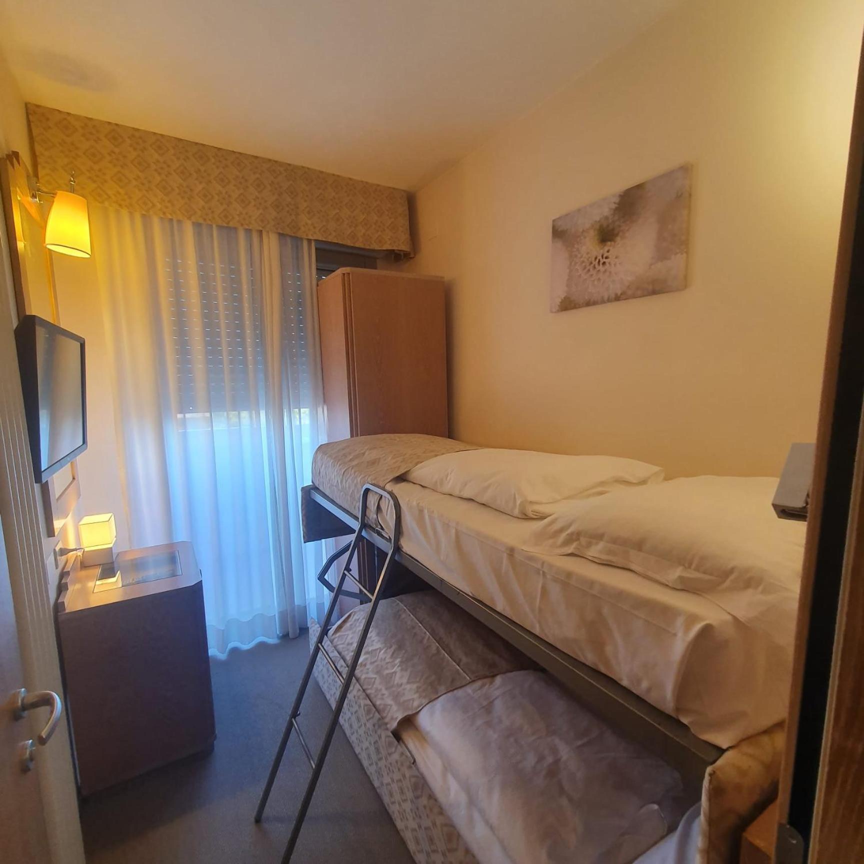 Hotel Europa Lignano Sabbiadoro Esterno foto